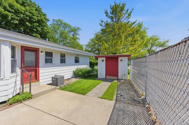 3520 Knoll PLACE, Racine, WI 53403