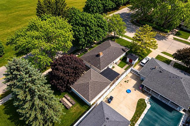 3520 Knoll PLACE, Racine, WI 53403