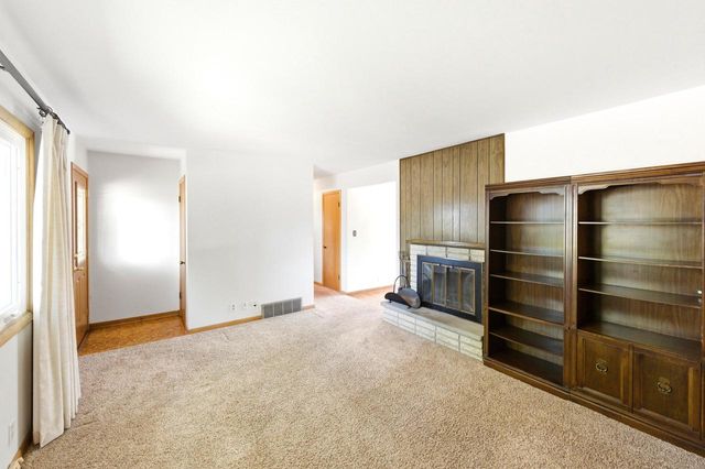 3520 Knoll PLACE, Racine, WI 53403