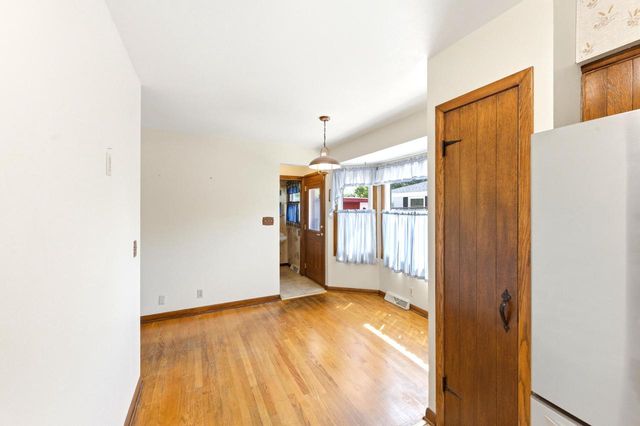 3520 Knoll PLACE, Racine, WI 53403