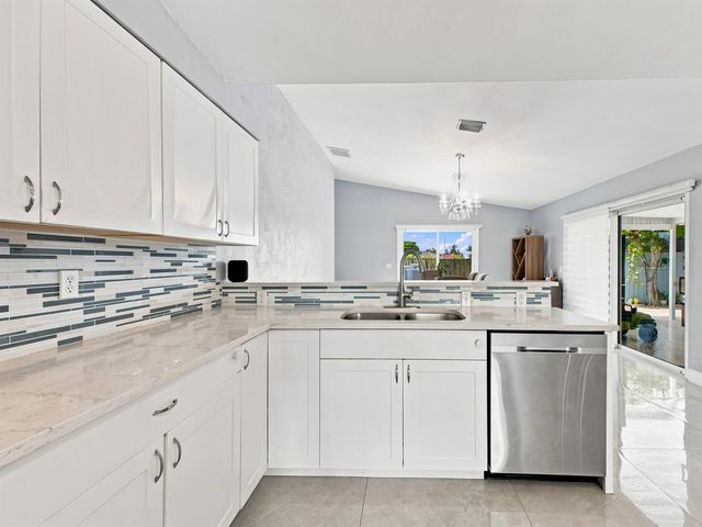 5396 Benjamin Avenue, Boynton Beach, FL 33472