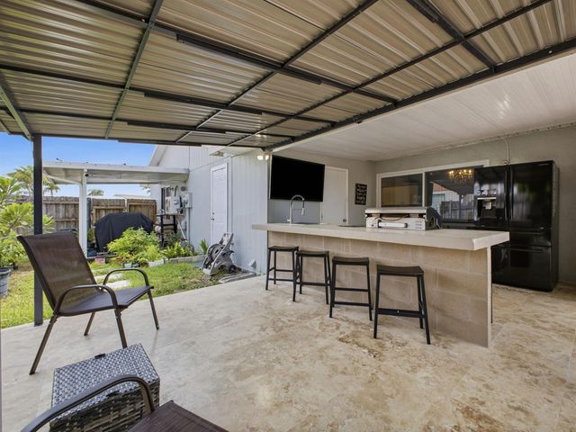 5396 Benjamin Avenue, Boynton Beach, FL 33472