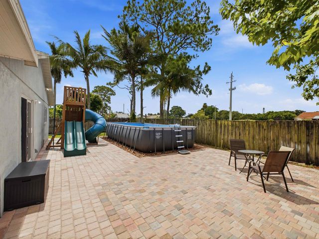 5396 Benjamin Avenue, Boynton Beach, FL 33472