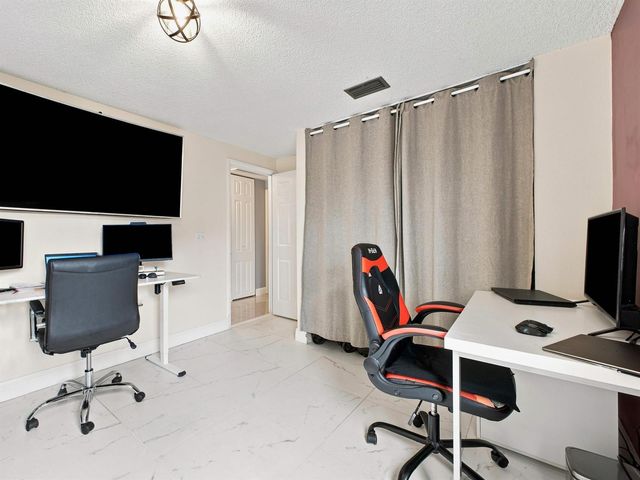 5396 Benjamin Avenue, Boynton Beach, FL 33472