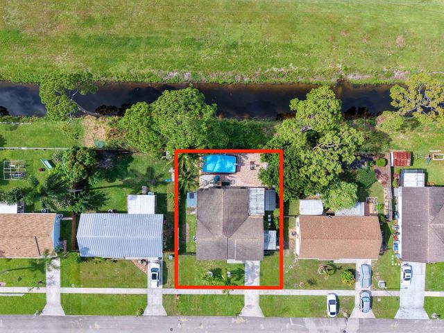 5396 Benjamin Avenue, Boynton Beach, FL 33472