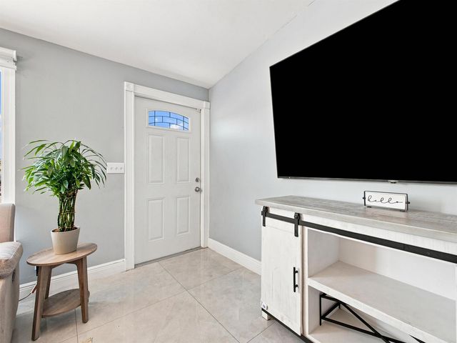5396 Benjamin Avenue, Boynton Beach, FL 33472