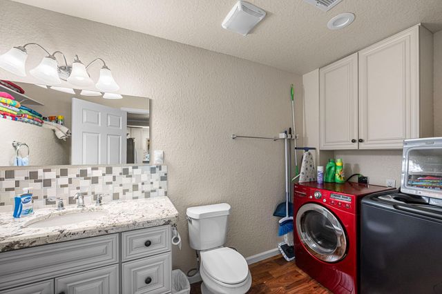 1145 County Road 291, Bay City, TX 77414