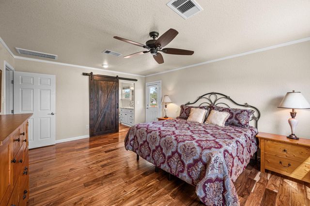 1145 County Road 291, Bay City, TX 77414