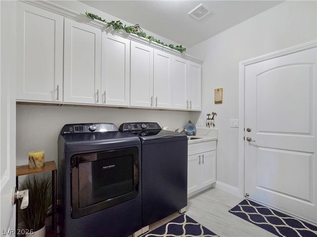 5471 Lincolnwood Court, Pahrump, NV 89061