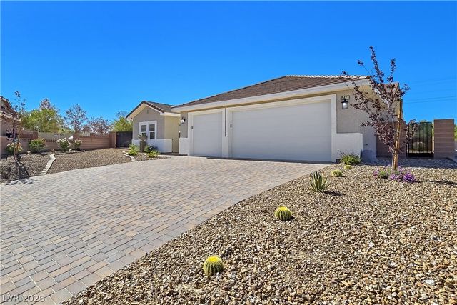 5471 Lincolnwood Court, Pahrump, NV 89061
