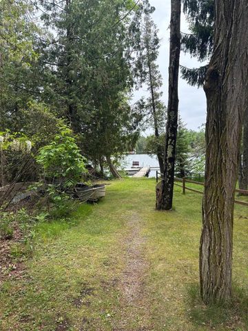 13344 HWY 32, Mountain, WI 54149