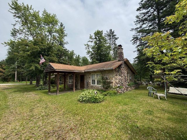 13344 HWY 32, Mountain, WI 54149