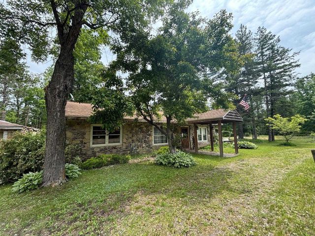 13344 HWY 32, Mountain, WI 54149