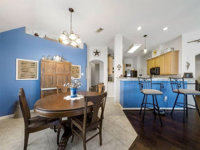 5718 Indigo Trails Drive, Richmond, TX 77469