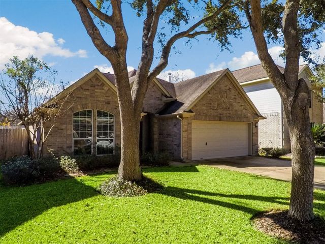 5718 Indigo Trails Drive, Richmond, TX 77469