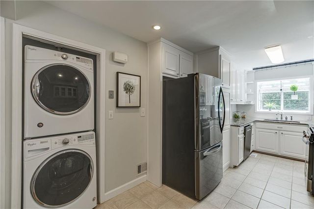 3173 Parkridge Crescent, Atlanta, GA 30341