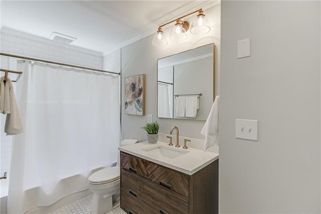 3173 Parkridge Crescent, Atlanta, GA 30341