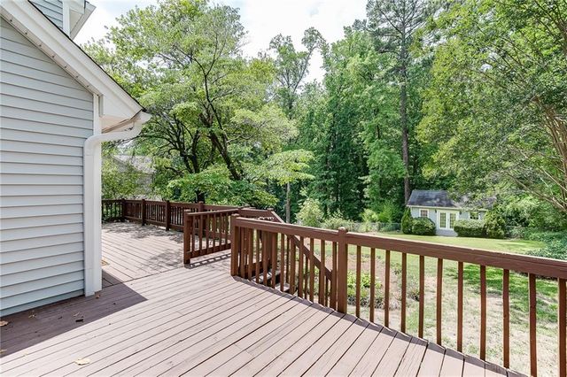 3173 Parkridge Crescent, Atlanta, GA 30341