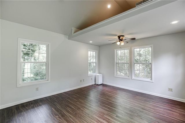 3173 Parkridge Crescent, Atlanta, GA 30341