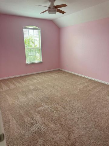 914 Emory Stable DR, Hutto, TX 78634