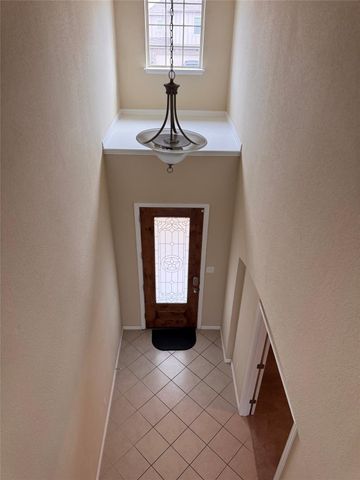 914 Emory Stable DR, Hutto, TX 78634