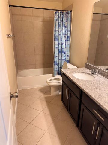 914 Emory Stable DR, Hutto, TX 78634