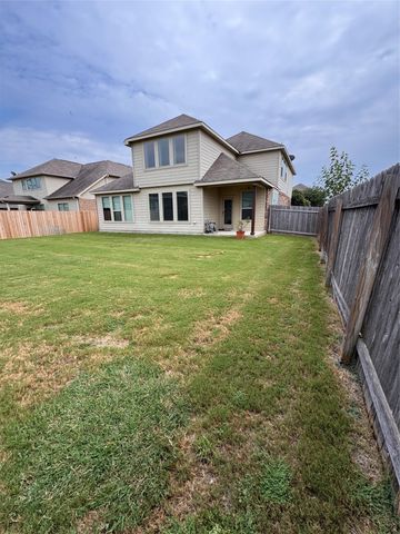 914 Emory Stable DR, Hutto, TX 78634