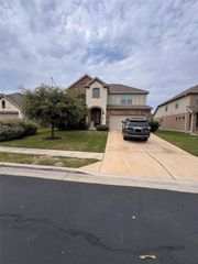 914 Emory Stable DR, Hutto, TX 78634