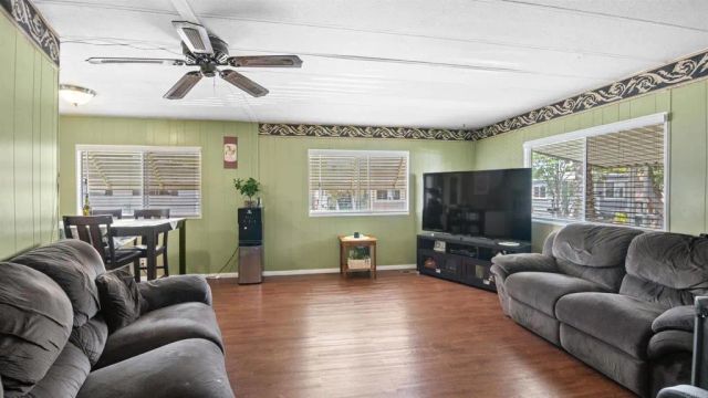 2700 E Valley Parkway 315, Escondido, CA 92027