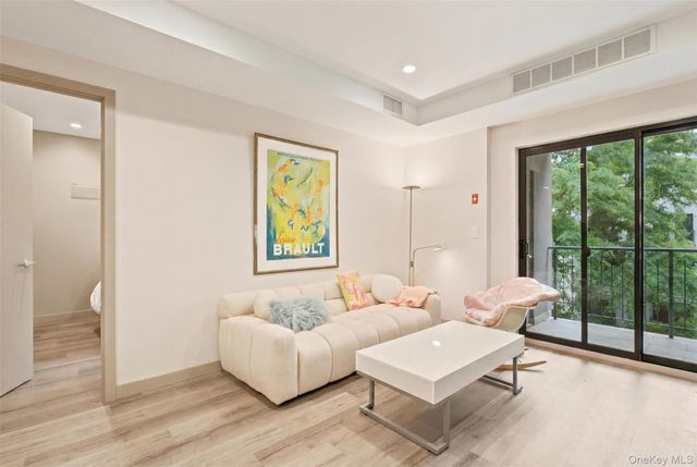 849 Madison Street 4B, Brooklyn, NY 11221