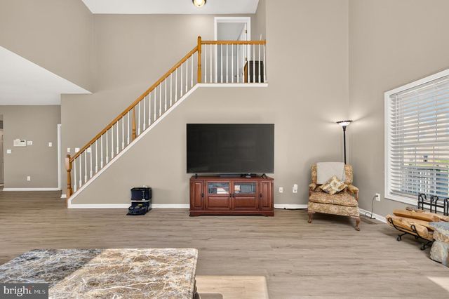 342 CANYON RD, Winchester, VA 22602