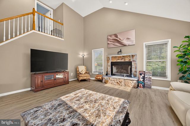342 CANYON RD, Winchester, VA 22602