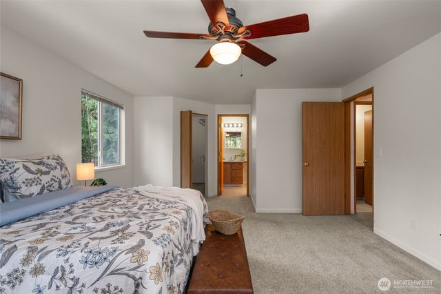 27408 NE 30th Way, Redmond, WA 98053