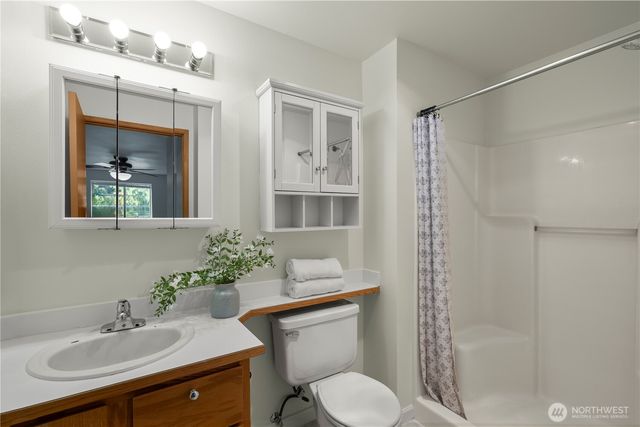 27408 NE 30th Way, Redmond, WA 98053