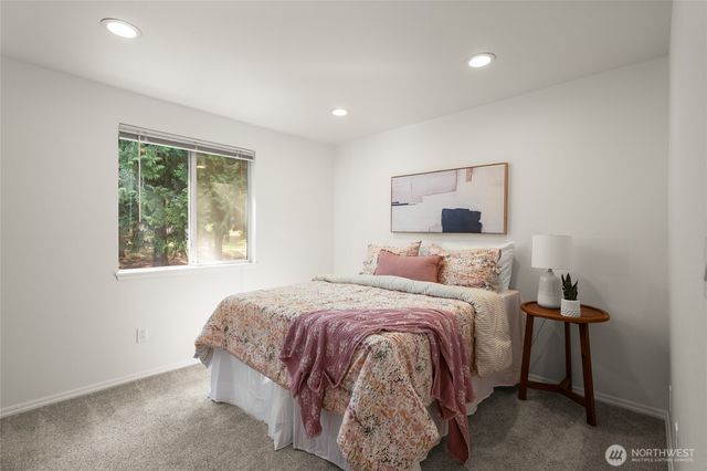 27408 NE 30th Way, Redmond, WA 98053
