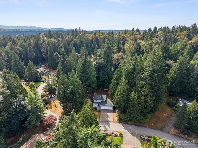 27408 NE 30th Way, Redmond, WA 98053