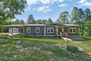 293 Christian Rd, Crossville, TN 38572