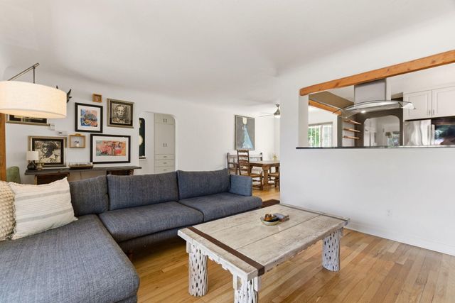 422 Carlisle Boulevard SE, Albuquerque, NM 87106