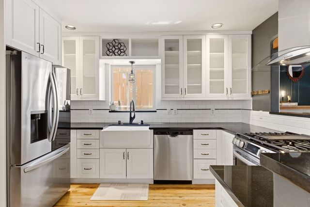 422 Carlisle Boulevard SE, Albuquerque, NM 87106