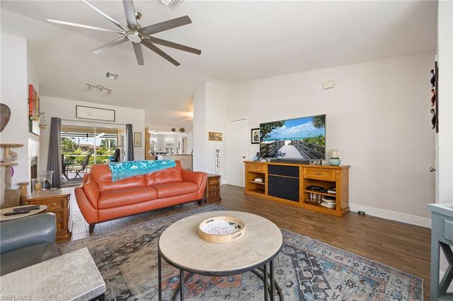 1630 SW 15th AVE, Cape Coral, FL 33991