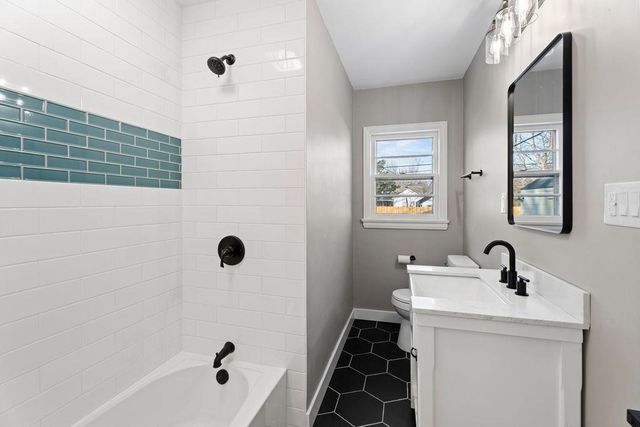 1638 N Hood St, Wichita, KS 67203