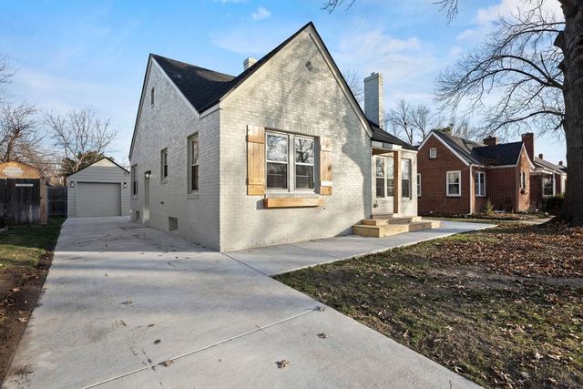 1638 N Hood St, Wichita, KS 67203