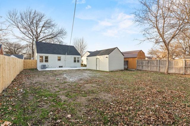 1638 N Hood St, Wichita, KS 67203