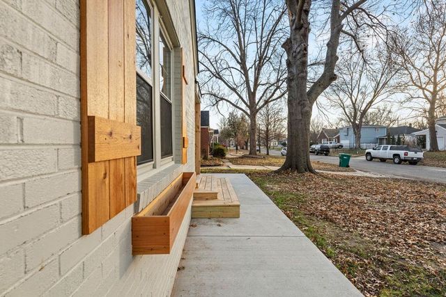 1638 N Hood St, Wichita, KS 67203