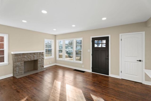 1638 N Hood St, Wichita, KS 67203