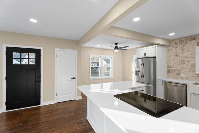 1638 N Hood St, Wichita, KS 67203