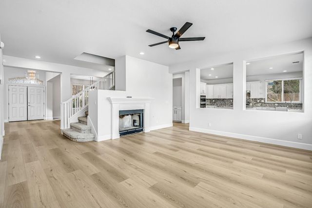 9358 N Winery Avenue, Fresno, CA 93720