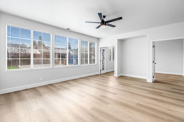 9358 N Winery Avenue, Fresno, CA 93720