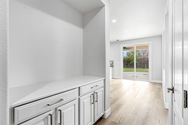 9358 N Winery Avenue, Fresno, CA 93720