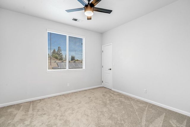 9358 N Winery Avenue, Fresno, CA 93720